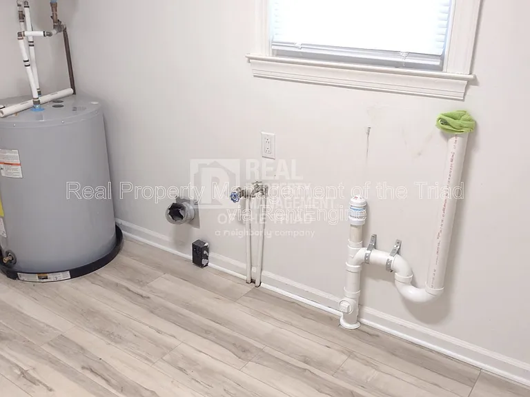 4545 Jessup Grove Rd — Photo 14