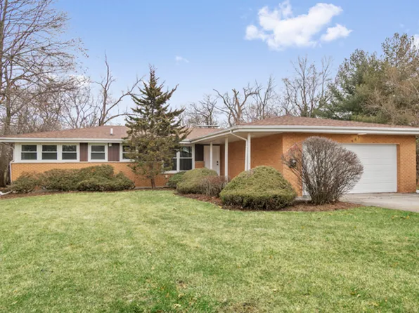 687 Brookwood Dr, Olympia Fields, IL 60461