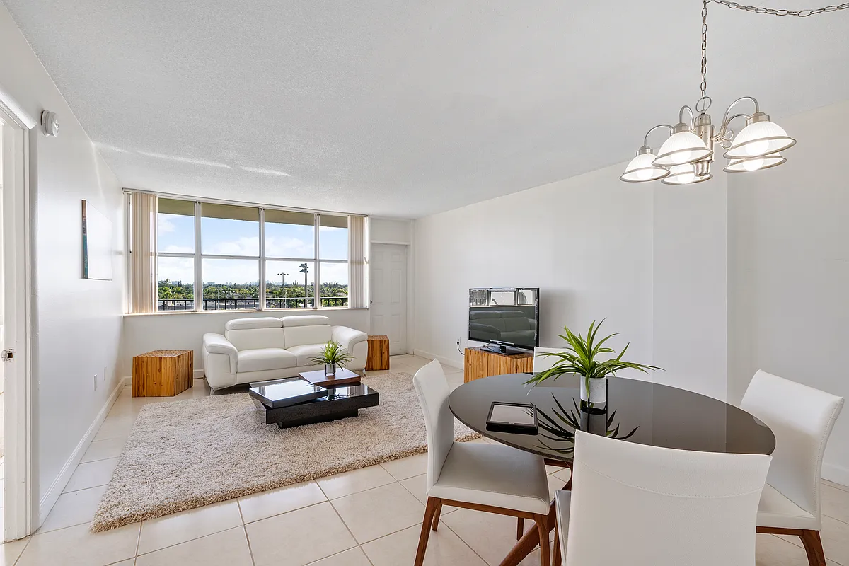 1 Bed 1.5 Bath Model Unit - Grand Island Square