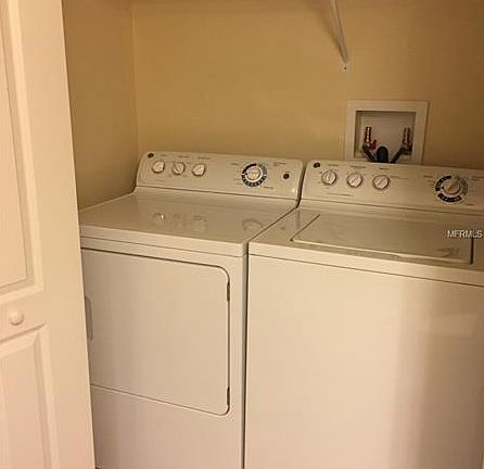 4th image of 249 Carina Cir