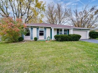 152 Woodcroft Trl, Dayton, OH 45430