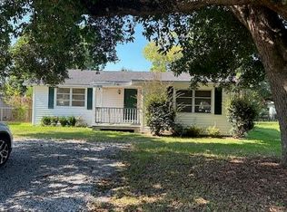 416 Demontluzin Ave, Bay Saint Louis, MS 39520