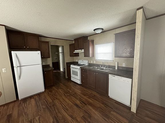 5th image of 2900 Grand Ave #91