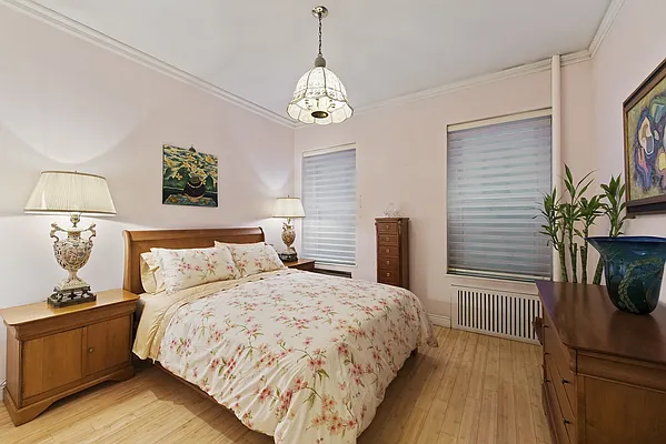 Sold by Nest Seekers International | media 19