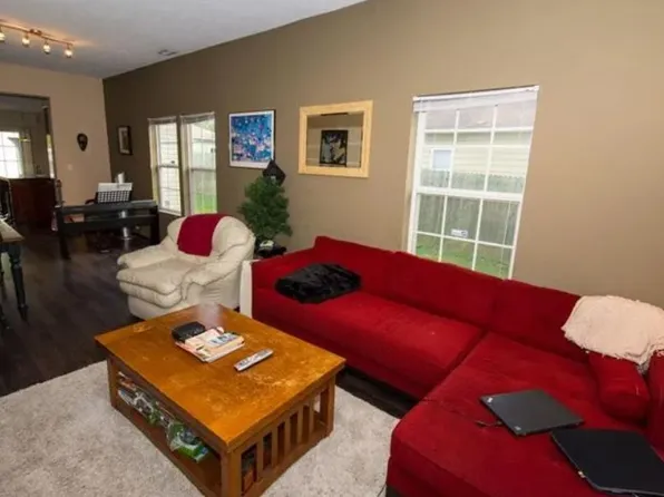 922 Stanfield - Student Housing Near Notre Dame, 922 Stanfield St, South Bend, IN 46617