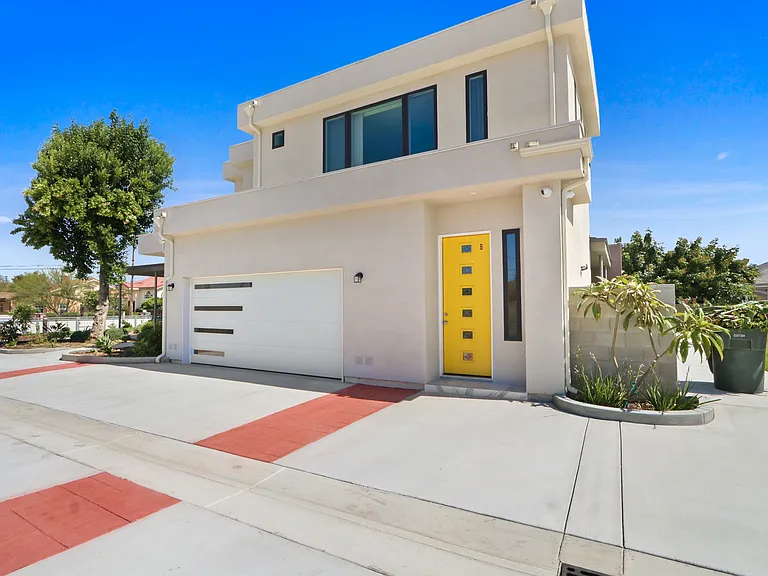 5232 Hammill Rd #B — Photo 6