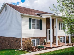 127 Roseland Rd, Galax, VA 24333