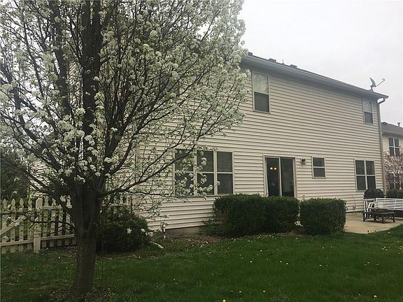2nd image of 1620 Bridgewater Dr