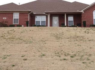 120 Sanders Dr, Huntsville, AL 35811