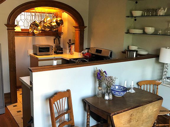 Living Room & Kitchen