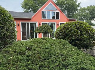 34 Quotonset Ln, Westbrook, CT 06498