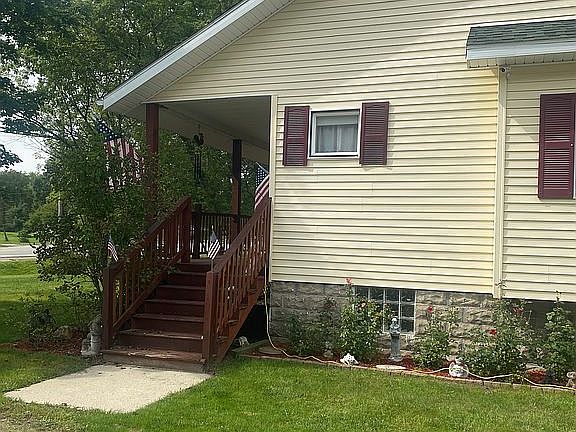 2nd image of 4762 Griswold Rd