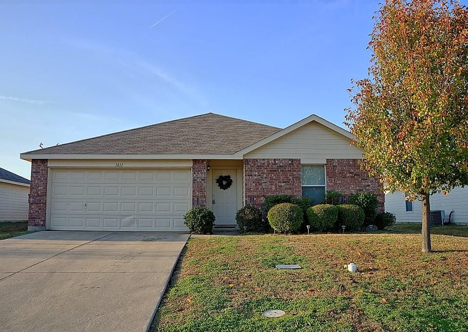 1st image of 1811 Brookwood Dr
