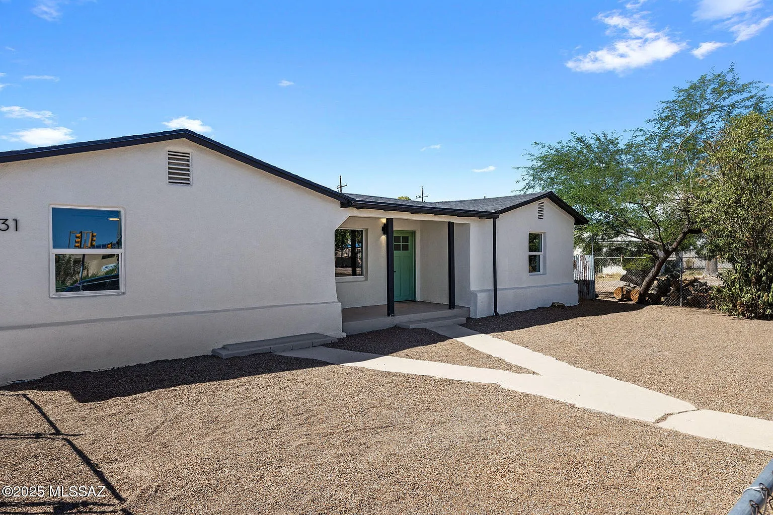 4 bed, 1700 sqft, $2,300 — Photo 1
