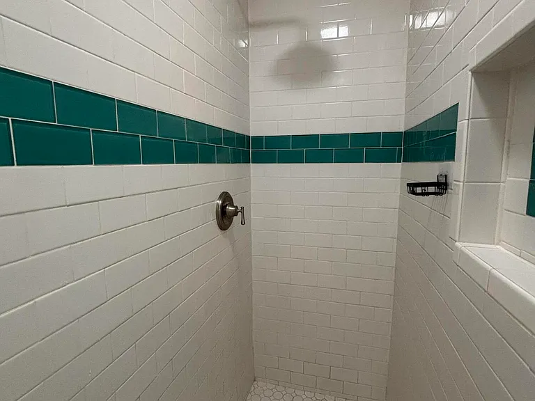 43 Warwick Ave — Photo 22