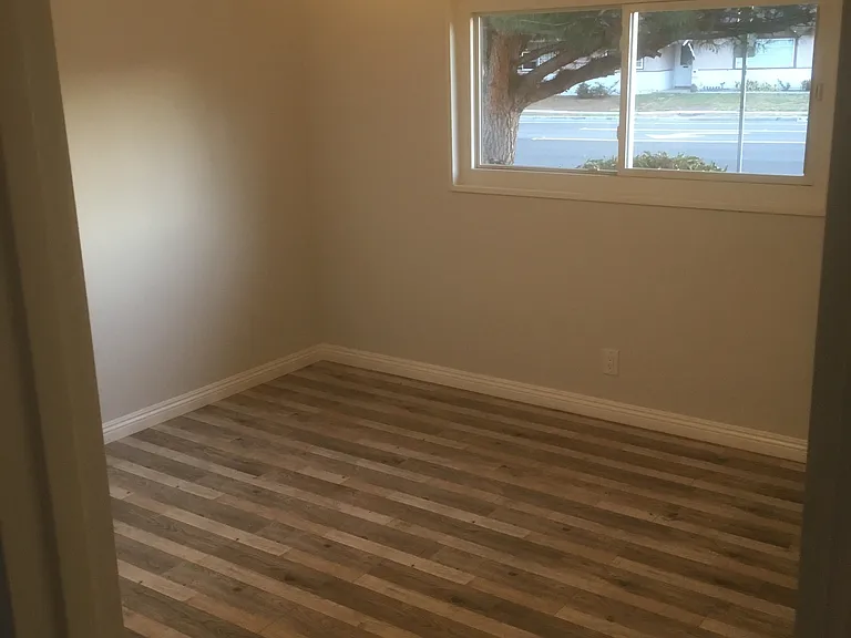 494 N Wendy Dr — Photo 22