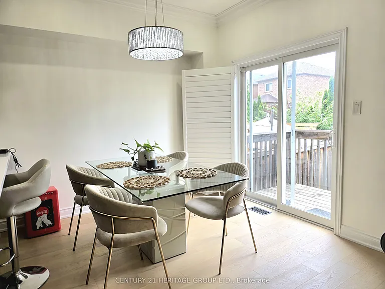 37 Luisa St — Photo 7
