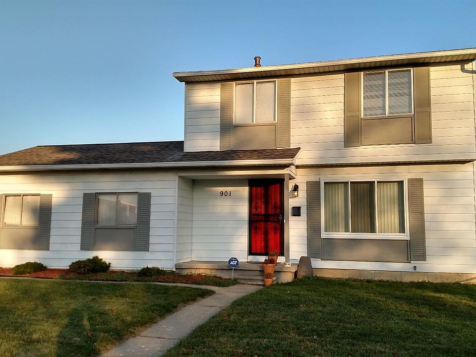 1st image of 901 Burlington Dr