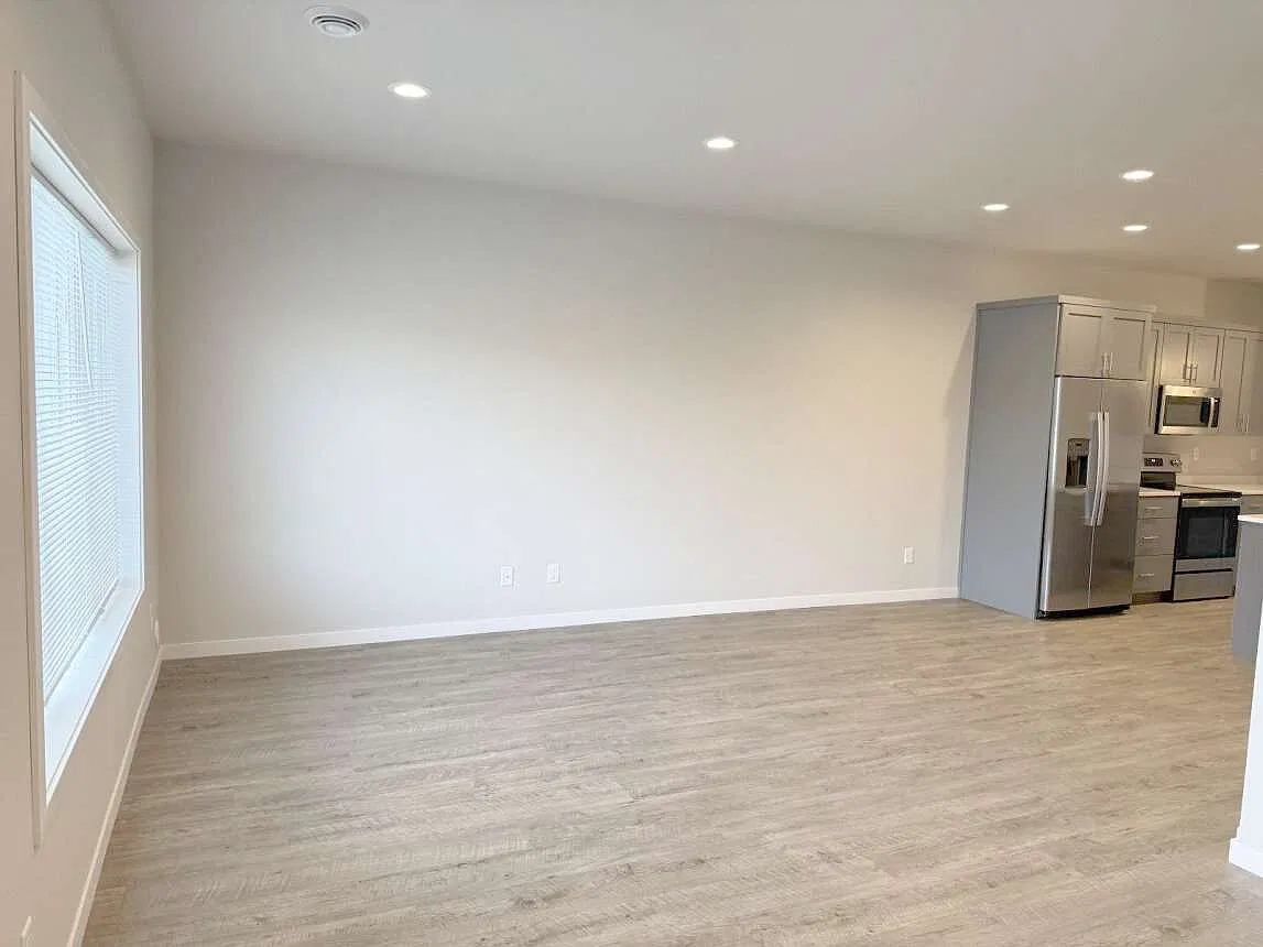 Valley View Townhomes — Photo 2