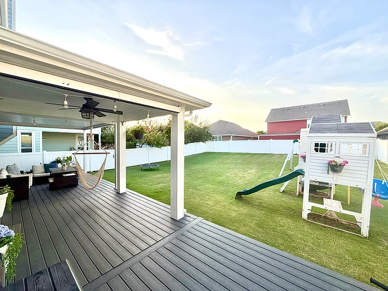 9033 Blackstone Dr — Photo 13