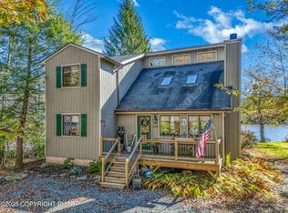 248 N Arrow Dr, Pocono Lake, PA 18347