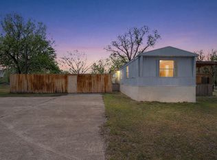 2711 Citation Dr, Del Valle, TX 78617