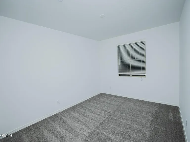 3512 N 103rd Dr — Photo 8