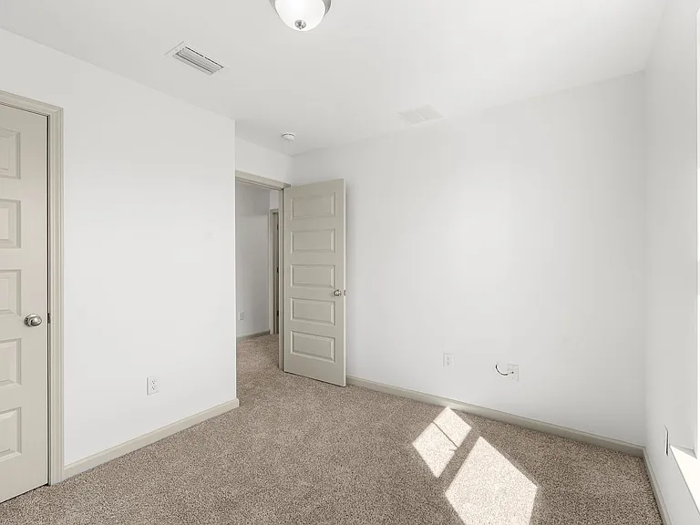 315 N Gay Ave — Photo 26