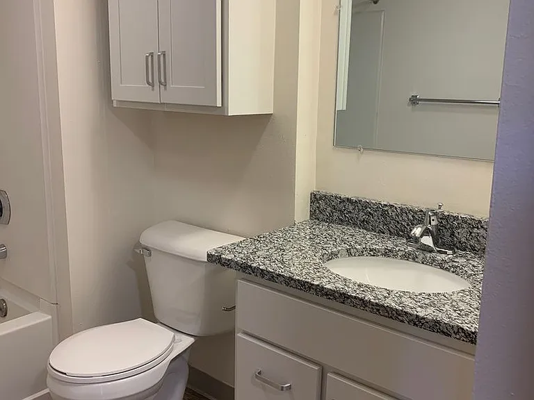 505 N Carroll St — Photo 25