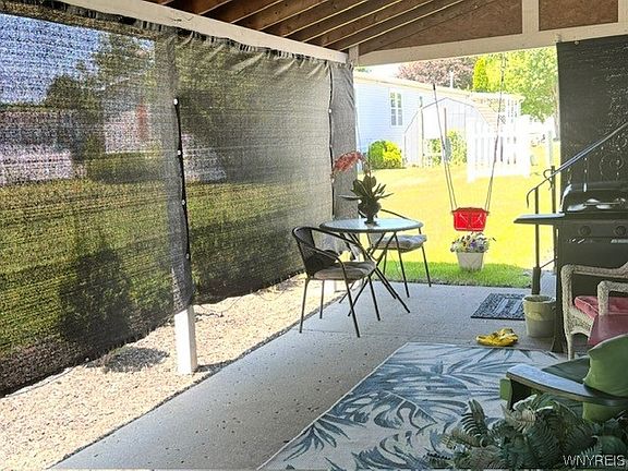 2nd image of 1052 Old Beebe Rd