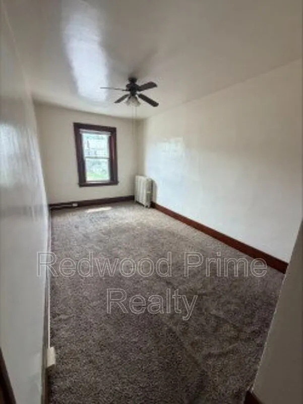 1 bed, 1.0 bath, $750 — Photo 2
