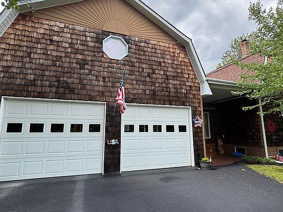 4th image of 429 Martin Road