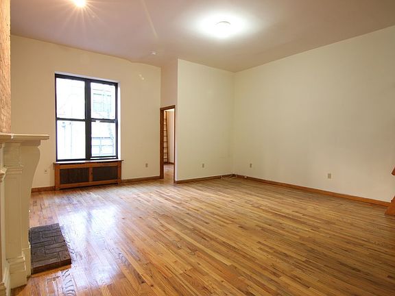 4th image of 49 W 73rd St APT 3B
