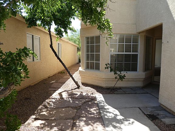 3rd image of 8206 N Wheatfield Dr