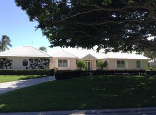 972 Lake House Dr, North Palm Beach, FL 33408