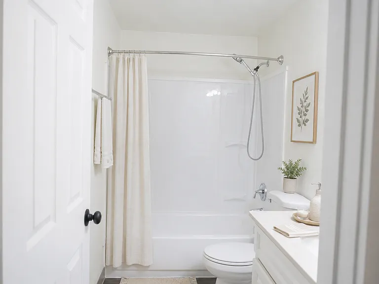 Westwood Apartments ** On-site Laundry Facilities, Off-Street Parking & Private Patio or Balcony — Photo 17