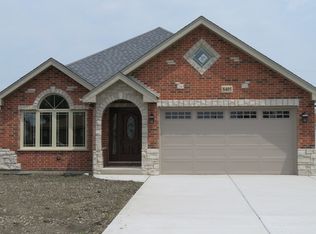 8405 S 79th Ct, Oak Lawn, IL 60458