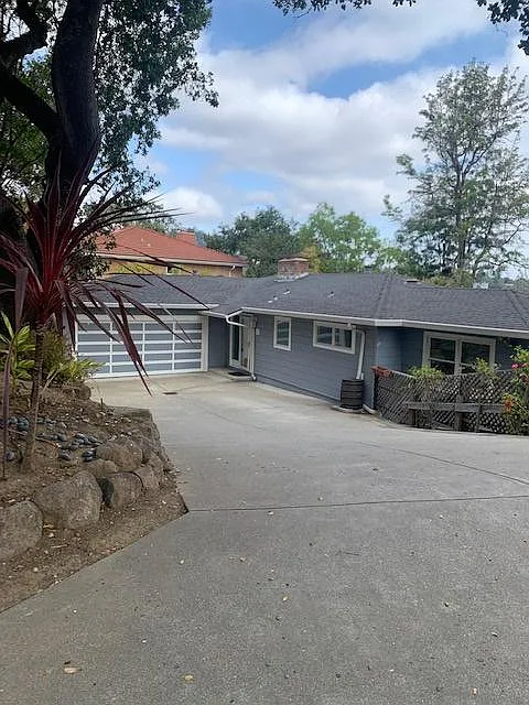 26 Madera Ave photo 1