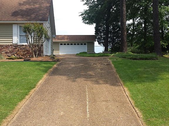 5th image of 7266 Egerton Ln