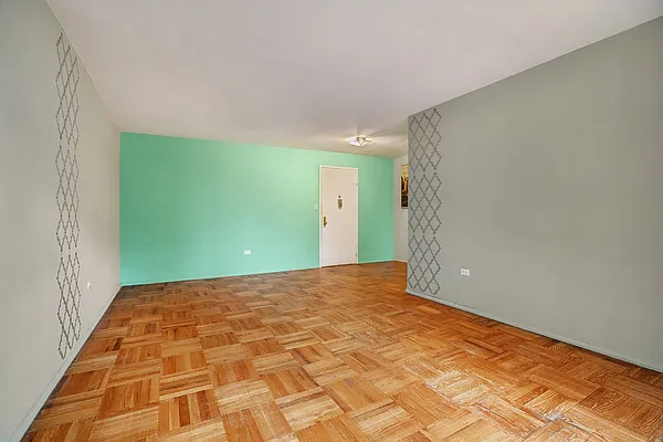 Sold by Compass | media 6