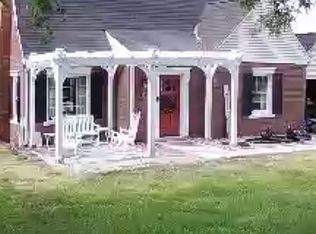 816 Academy Rd, Holly, MI 48442