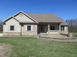 673 Bayview Dr, Rome City, IN