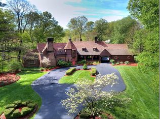 11324 Fitzwater Rd, Brecksville, OH 44141