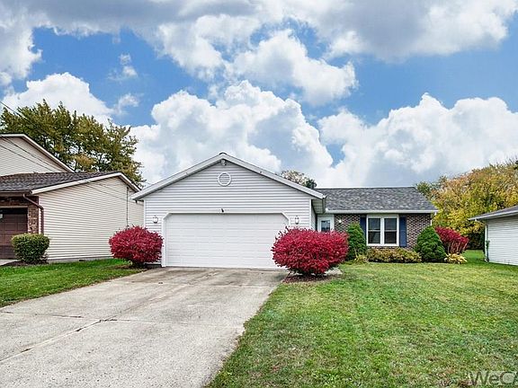 2nd image of 2340 Mandolin Dr