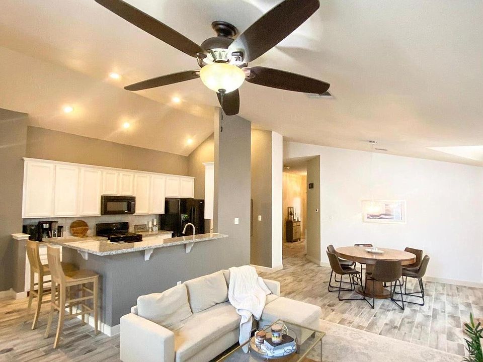 1st image of 3407 Campanella Dr
