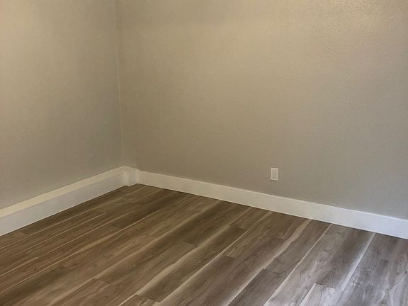 5th image of 1640 N Dixie Hwy APT 5