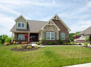 9377 Avingnon Way, Centerville, OH 45458