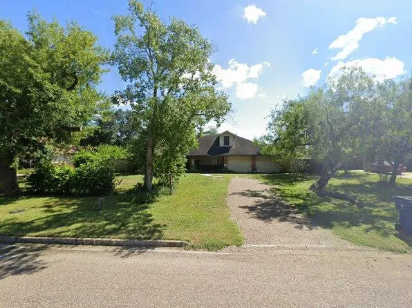 822 Orange St, Mercedes, TX 78570