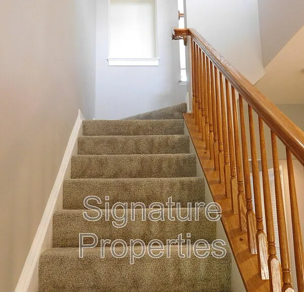 8197 Belton Cir — Photo 17