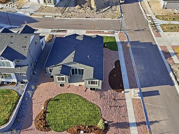 4th image of 9462 Allouche St